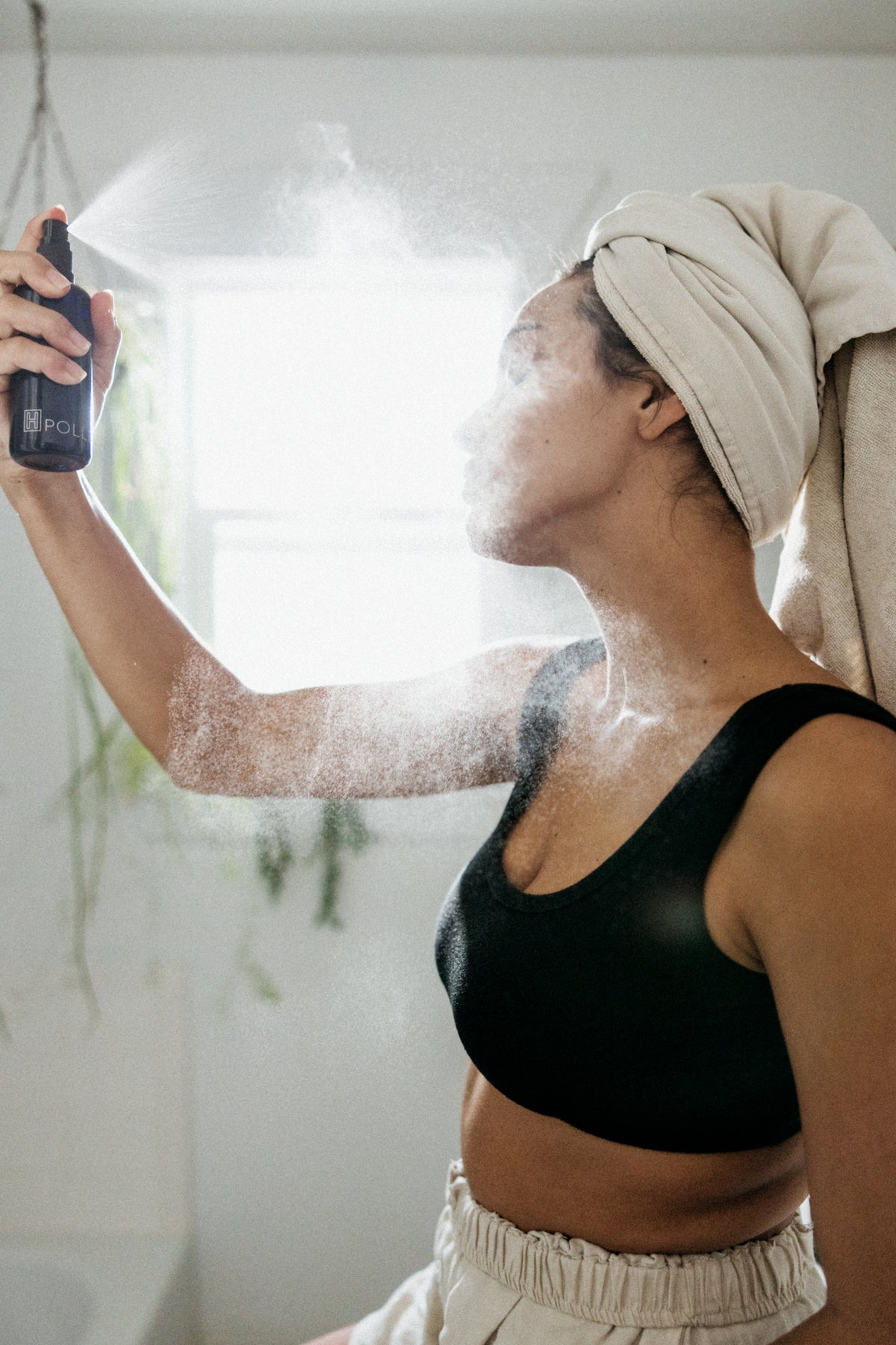 POLLEN Illuminating Face Mist
